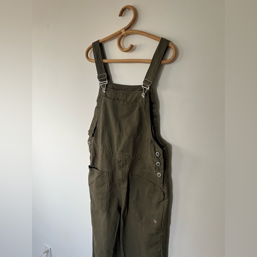 ✨Overalls with adjustable straps✨